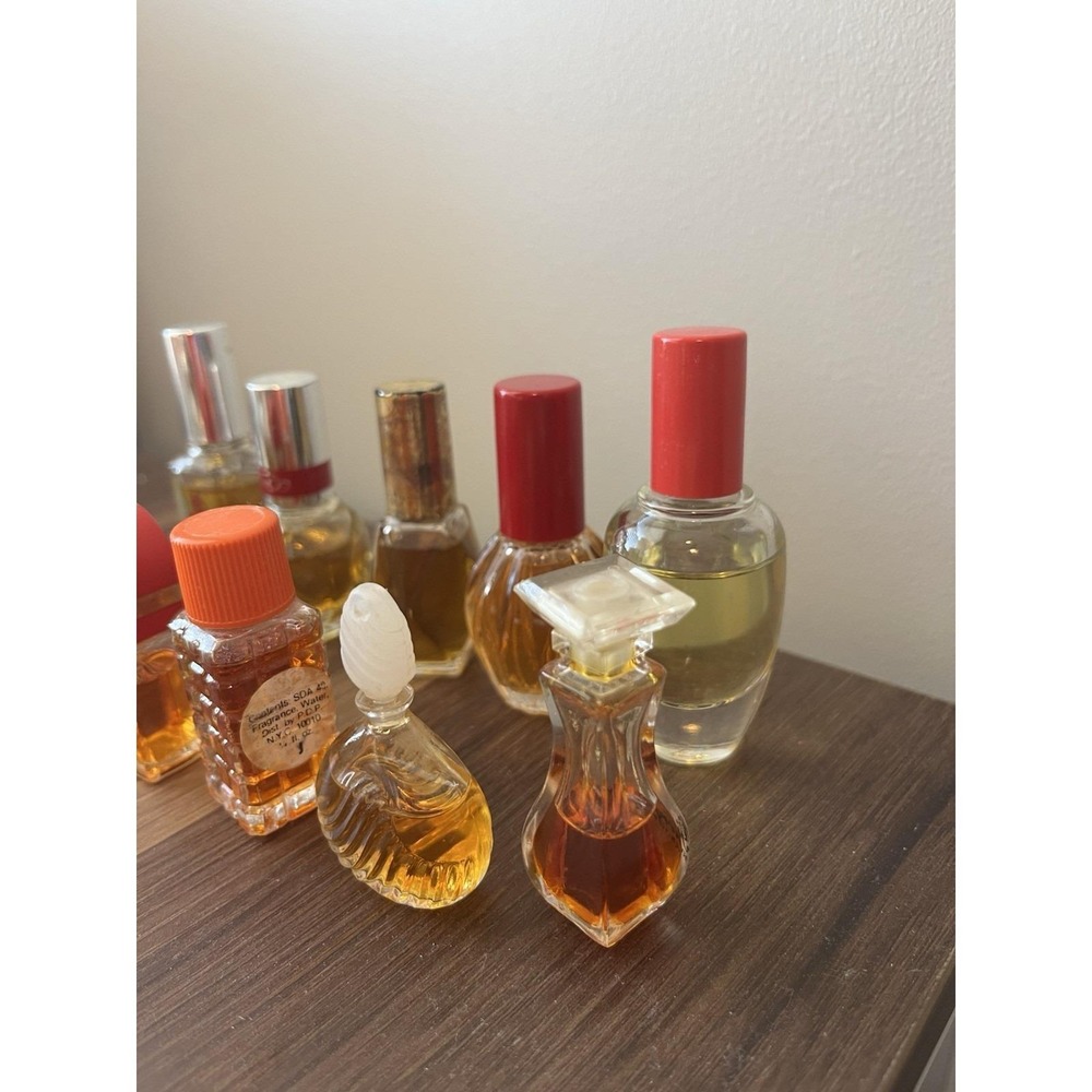 Vintage Mini Perfume Lot Of 10 Georgio Of Beverly Hills Avon Elizabeth Arden - Picture 6 of 7